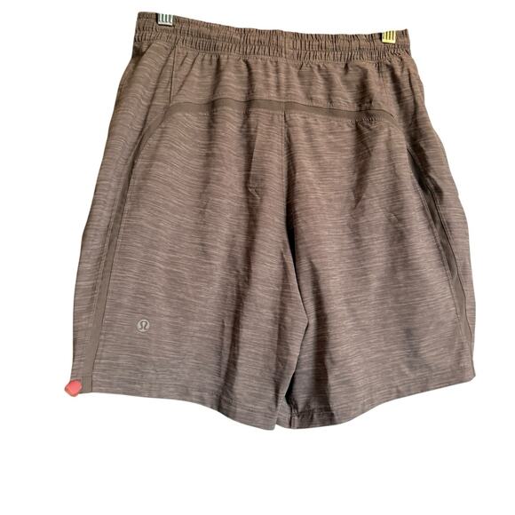 Lululemon Men's Sz S Pace Breaker Shorts Gray Activewear Sports - Picture 9 of 10